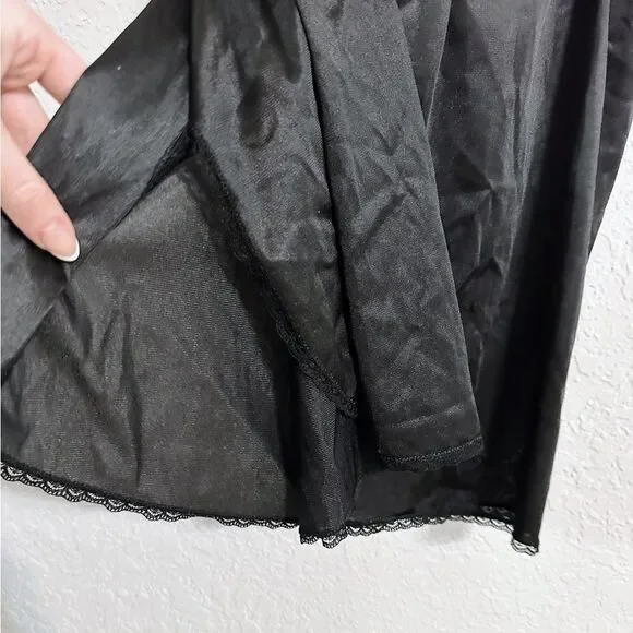 Vintage Black Slip - Picture 3 of 3
